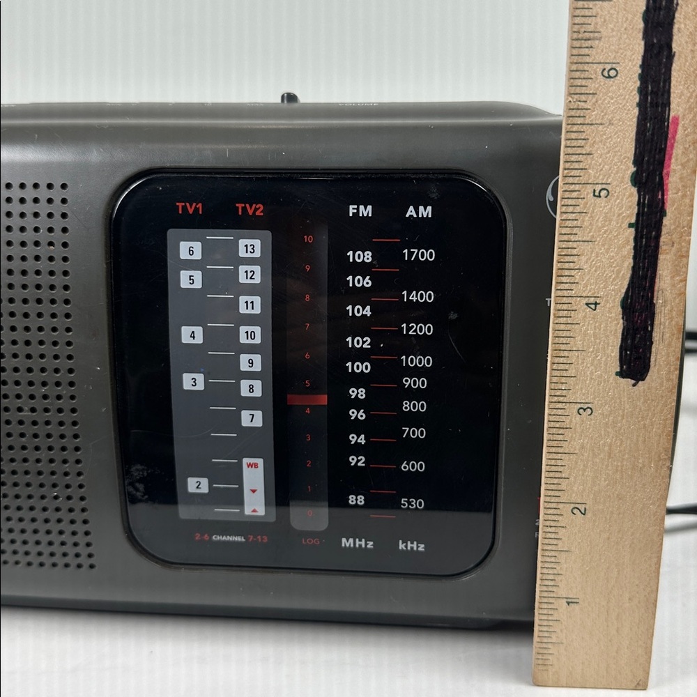 Vintage GE 2 Way power AM/FM Radio 24hourweather portable receiver TV sound 4b - Picture 15 of 15
